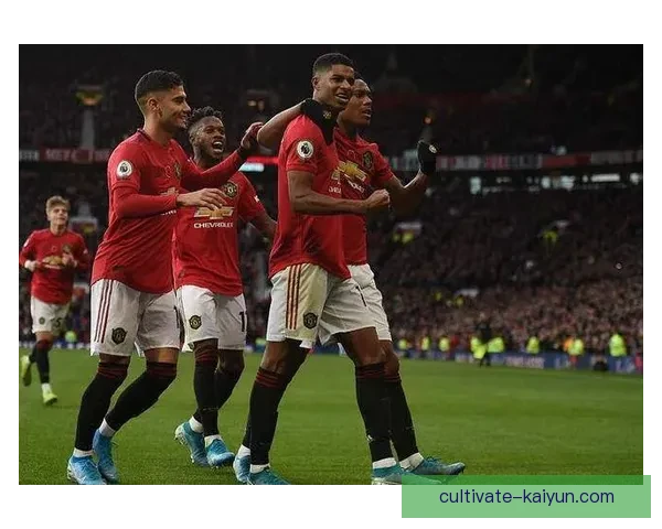 桑德兰俱乐部宣布新赛季阵容调整目标为提升竞争力力争晋级英超