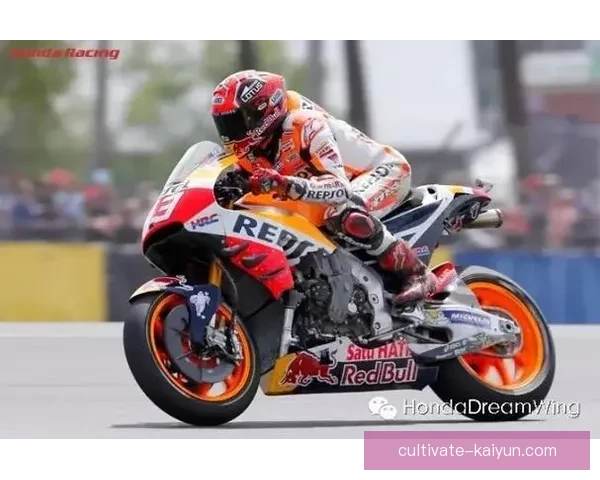 马尔克斯复出引爆赛场 新赛季MotoGP冠军争夺战升级